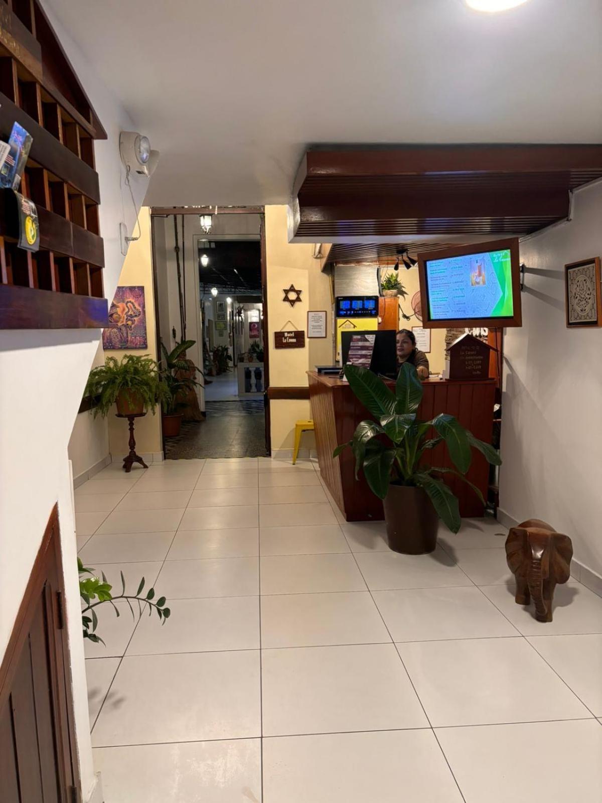 Hotel La Casona Iquitos Ngoại thất bức ảnh
